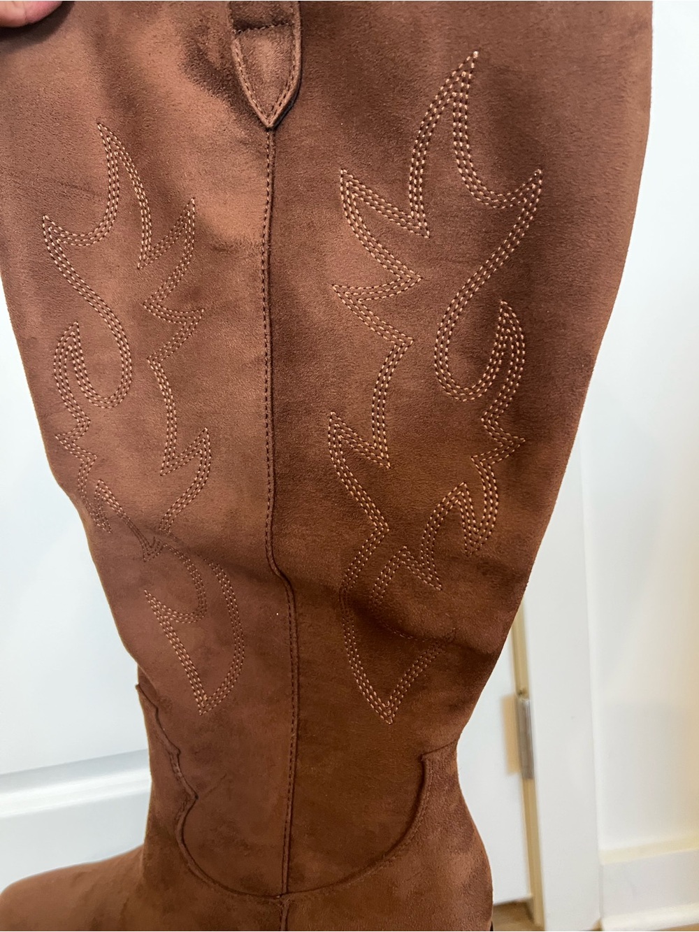NIB Bellini Urson Vida Moulin Tan Suede Western Knee-High Boot - Picture 7 of 16